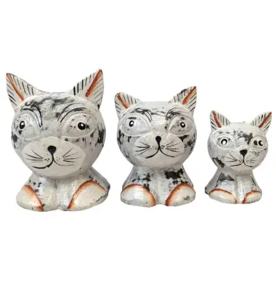 3 Chats en Bois coloris Blanc Cérusé - Sculptés et Peints à la Main