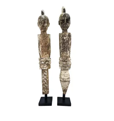Les 2 Statues "Ancêtres du Timor" en bois 90cm