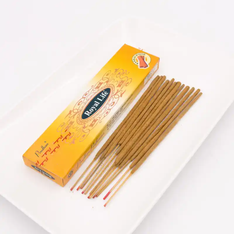 Encens indien Pradhan Royal life au bois de santal - 10 bâtonnets