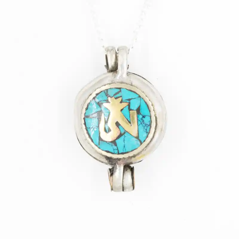 Pendentif ghau Om tibétain