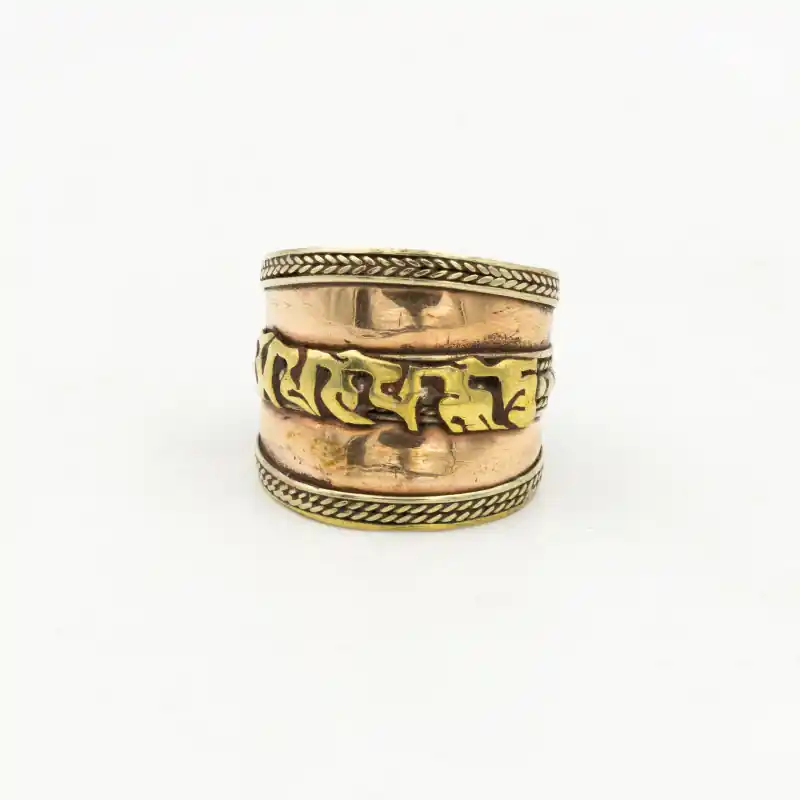 Bague tibétaine en cuivre mantra de la compassion