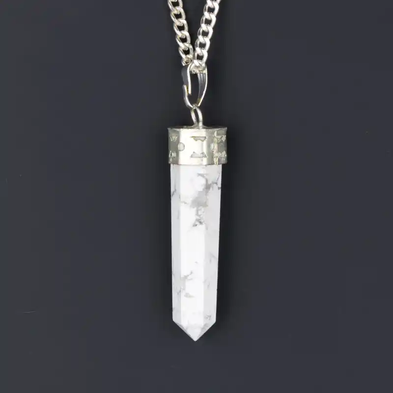 Pendentif howlite blanche