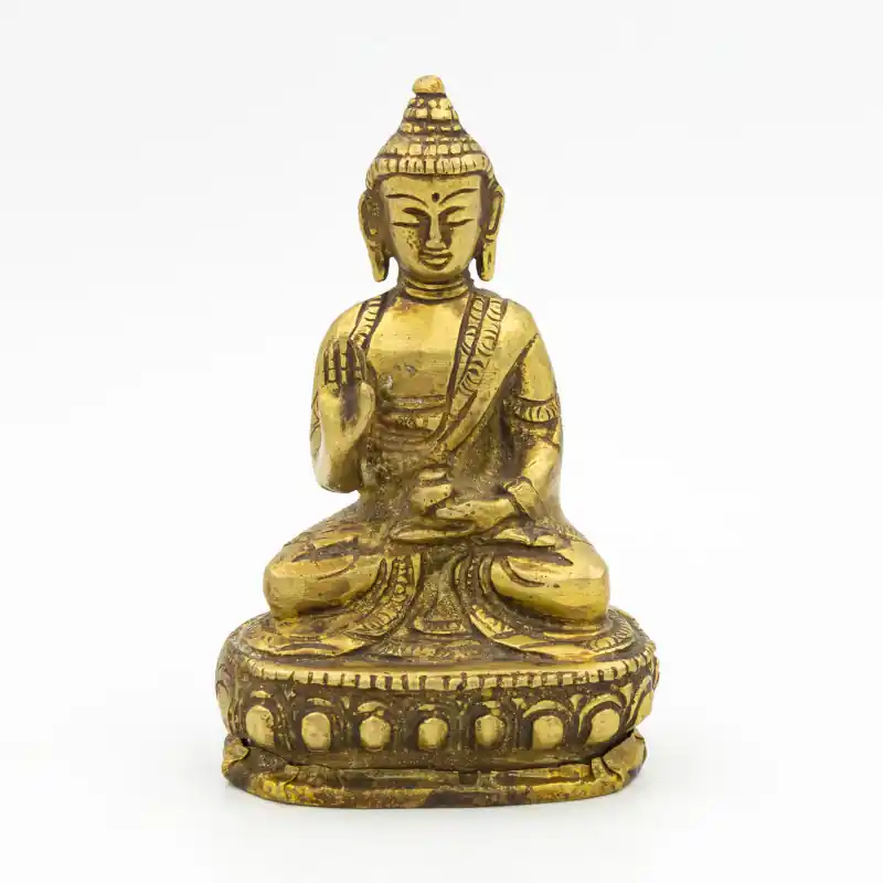 Petite statue du Bouddha Amoghasiddhi en laiton - 10 cm