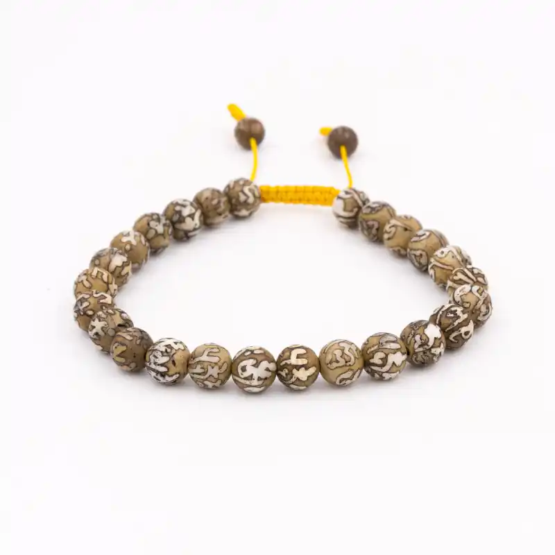 Bracelet mâlâ en coquillage gravé