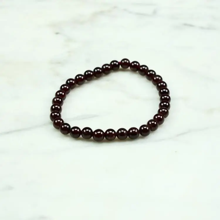 Bracelet en fines perles de Grenat Rouge