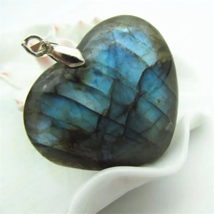 Pendentif Cœur en Labradorite