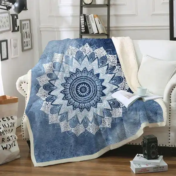 Plaid douillet en polaire "Fleur de Lotus"