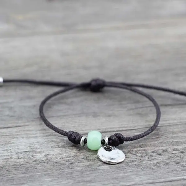 Bracelet de l'amitié orné d'une pierre de Jade