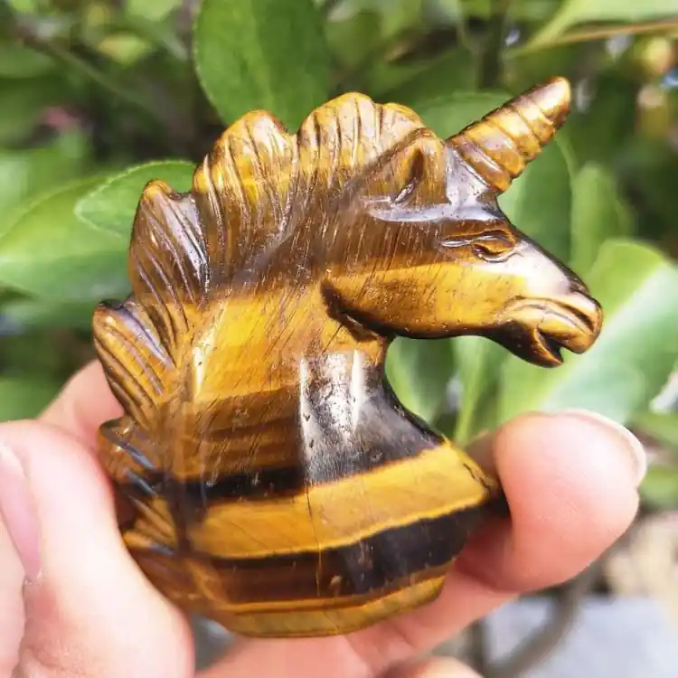 Statue de licorne en œil de tigre