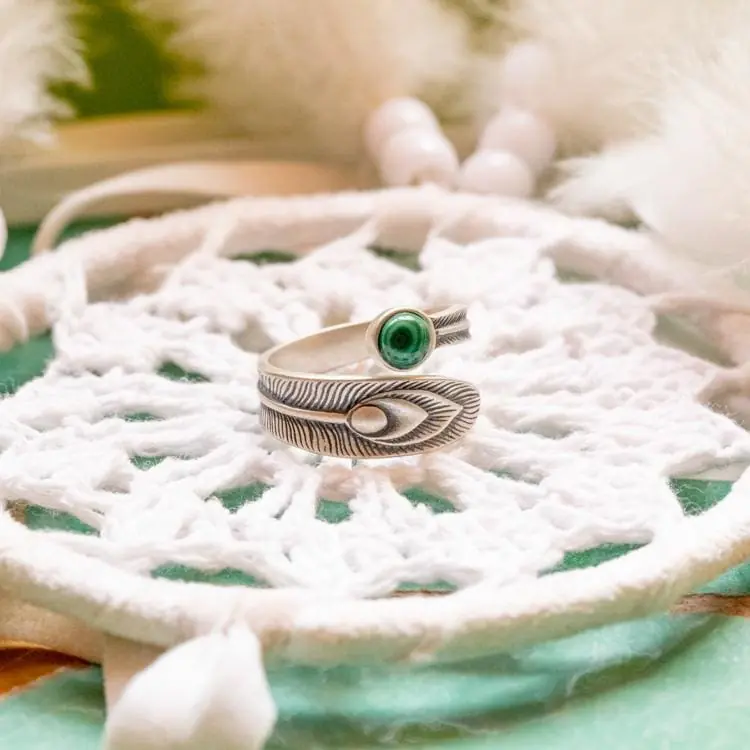 Anneau de l'Infini Vert en malachite