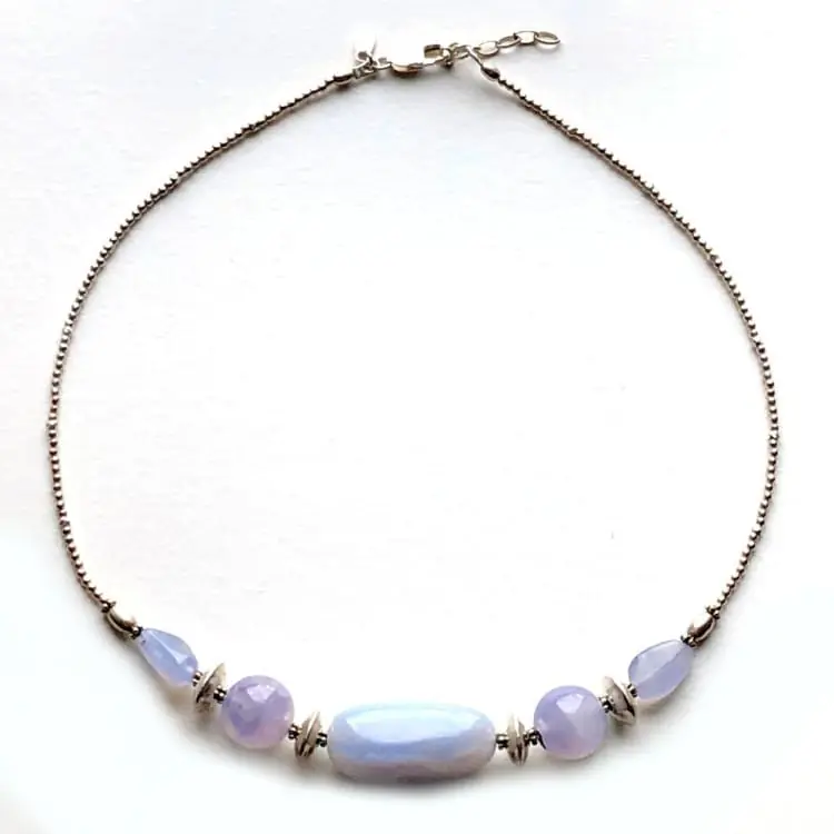 Collier en Calcédoine bleue et Argent