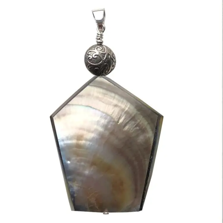 Pendentif en Nacre et Argent