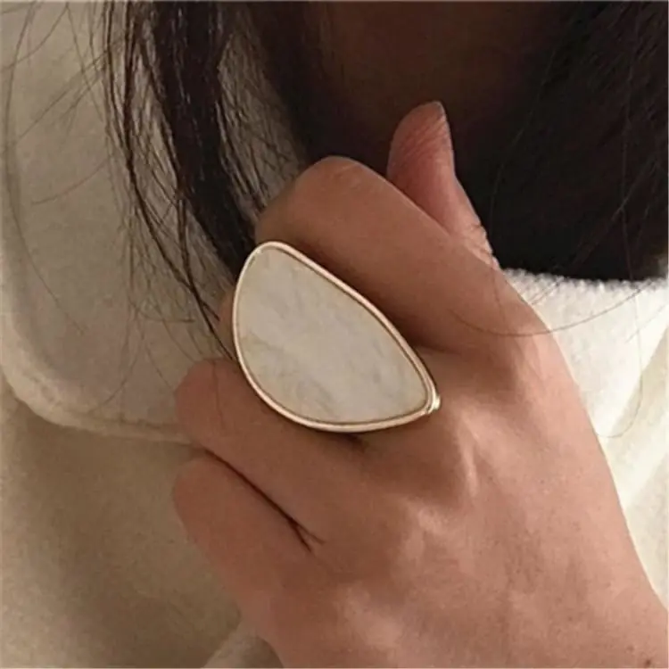 Bague 'Inspiration du Printemps' nacrée