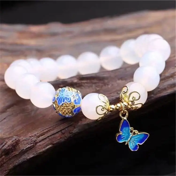 Bracelet "Envol du papillon" en Agate Blanche