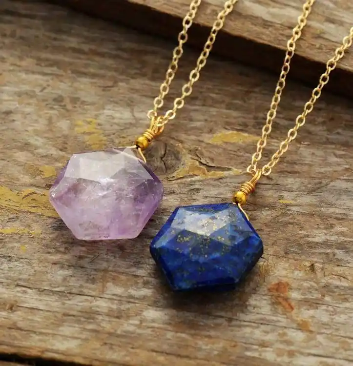 Collier de la Simplicité en pierre naturelle