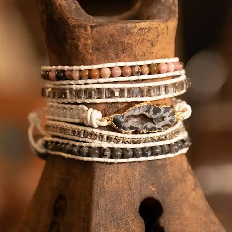 Bracelet magique de labradorite blanche et de druse