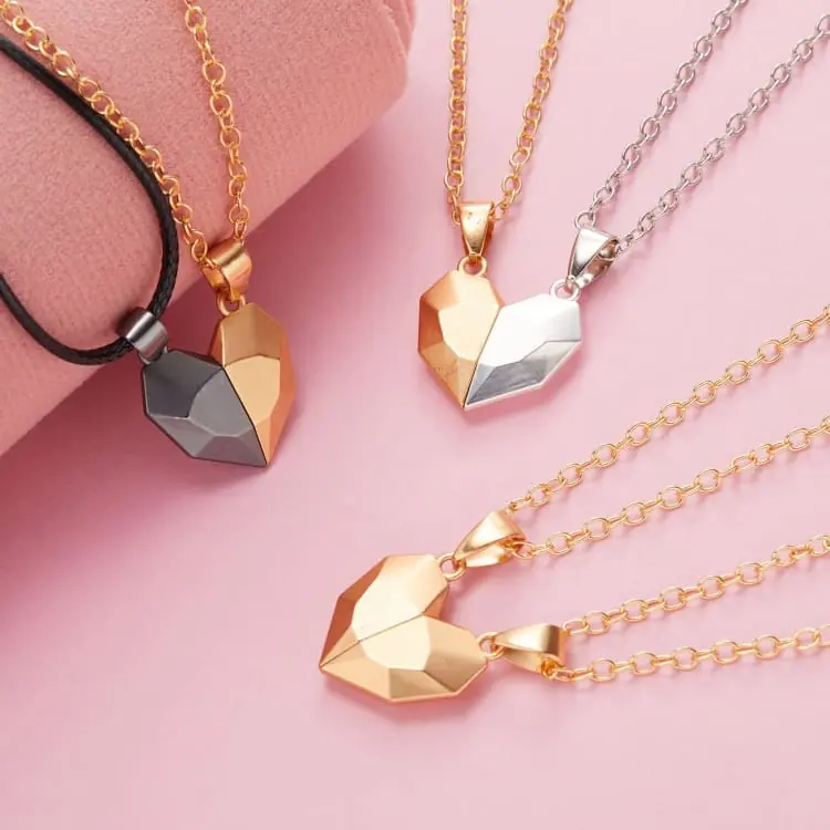 Collier de l'amitié ' l'attraction '