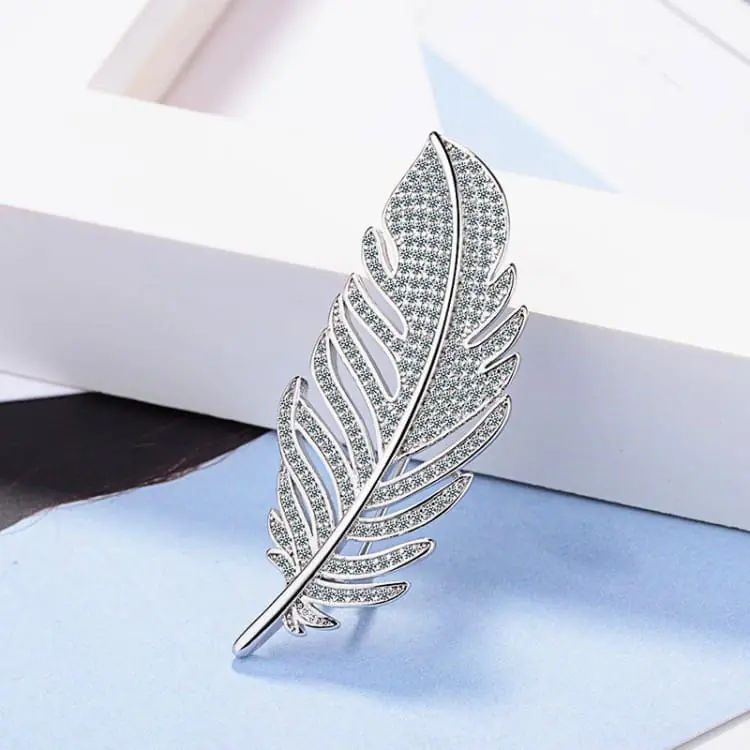 Broche plume d'ange