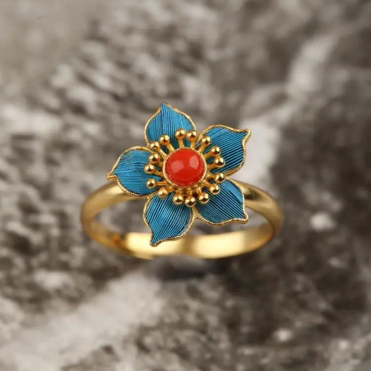 Bague de la fleur de l'amour