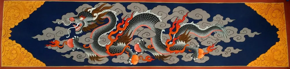 Dragon tibétain tourné vers la gauche