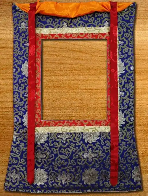 Cadre en soie pour les peintures de Thangka