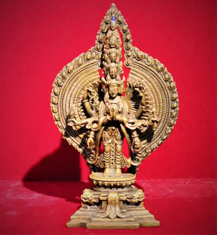Statue bouddhiste d’Avalokiteshvara