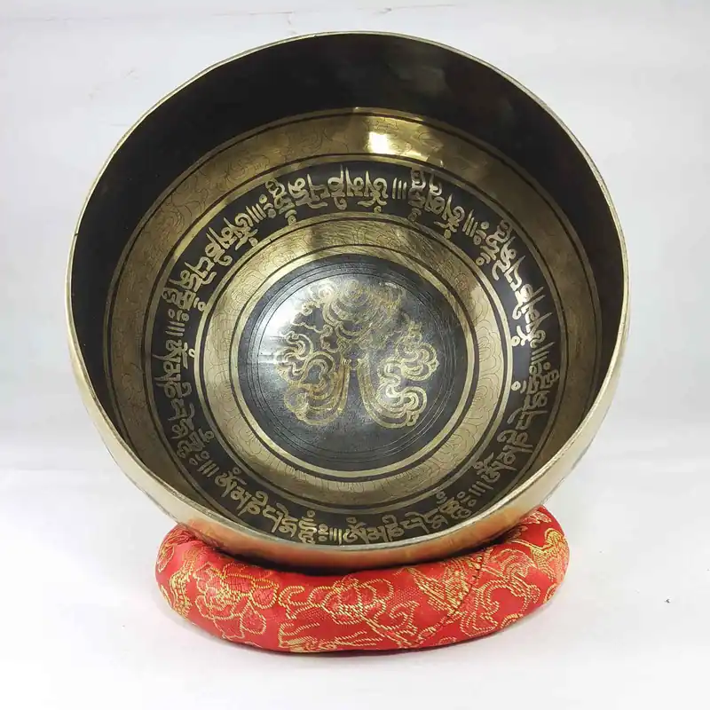 Bol chantant en coquille de dhoja en bronze