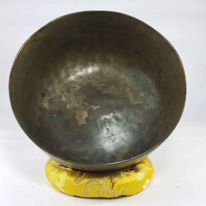 Ancienne bol chantant du Népal
