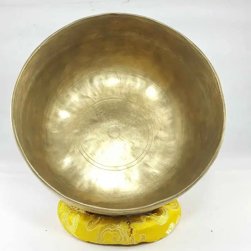 Ancienne bol chantant du Népal