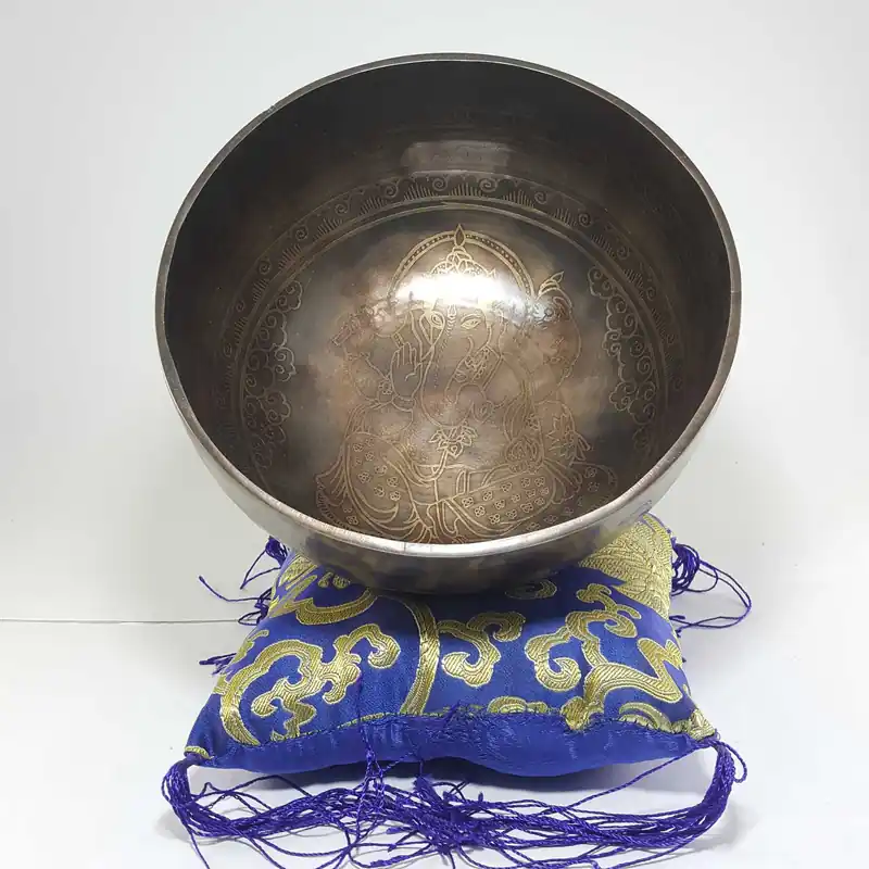 Bol chantant de Ganesh – gravure et sculpture