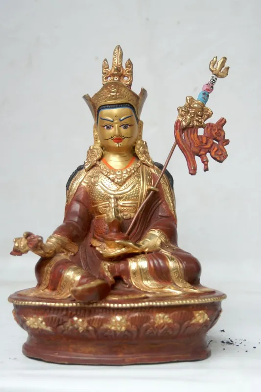 Statue en cuivre de Padmasambhava