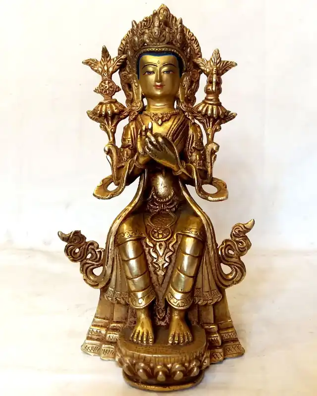 Statue de Bouddha Maitreya – Visage peint en or avec plaquage en or par feu.