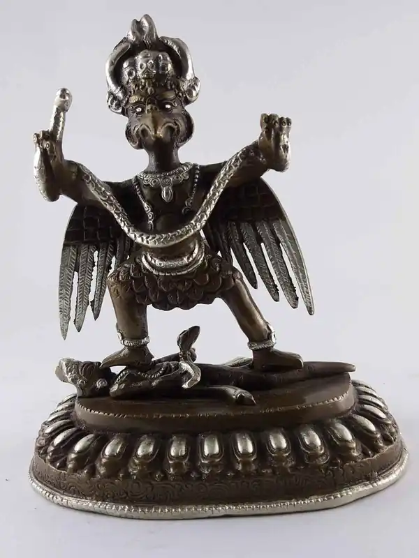 Statue de Garuda
