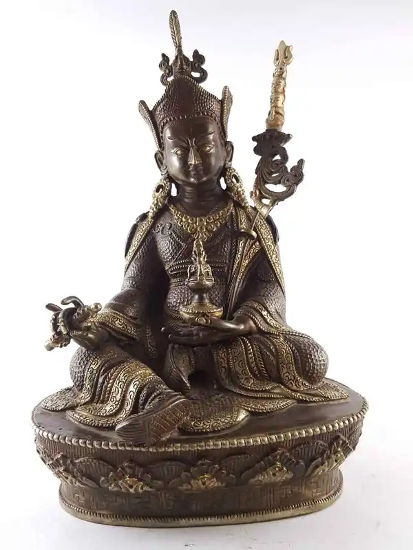 Statue de Padmasambhava en cuivre
