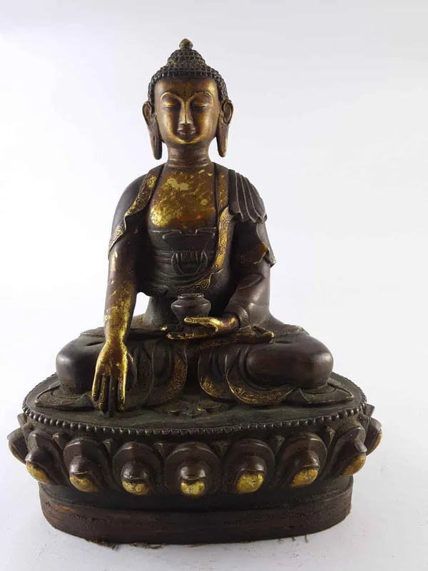 Statue du Bouddha Shakyamuni