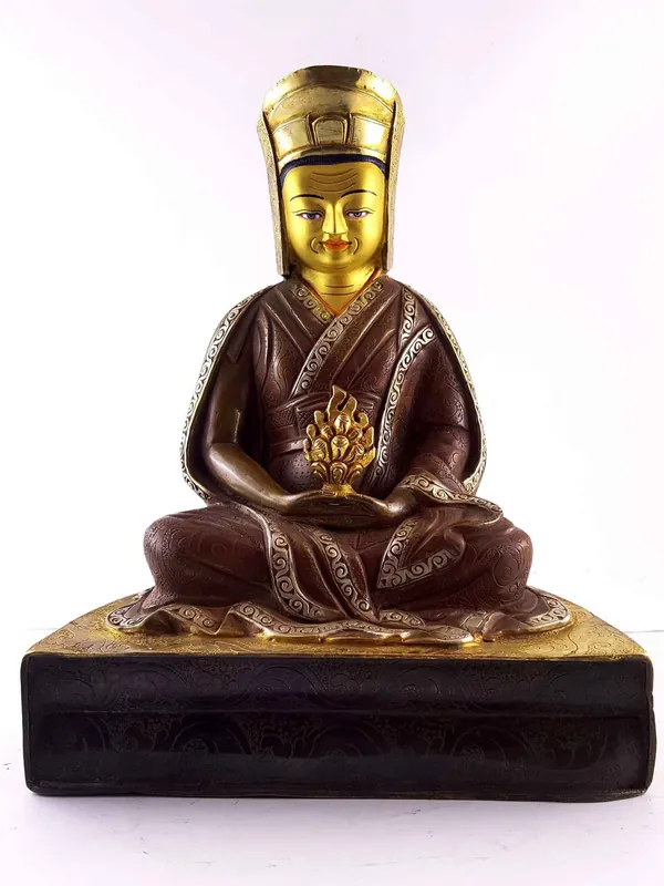Statue en cuivre de Gampopa