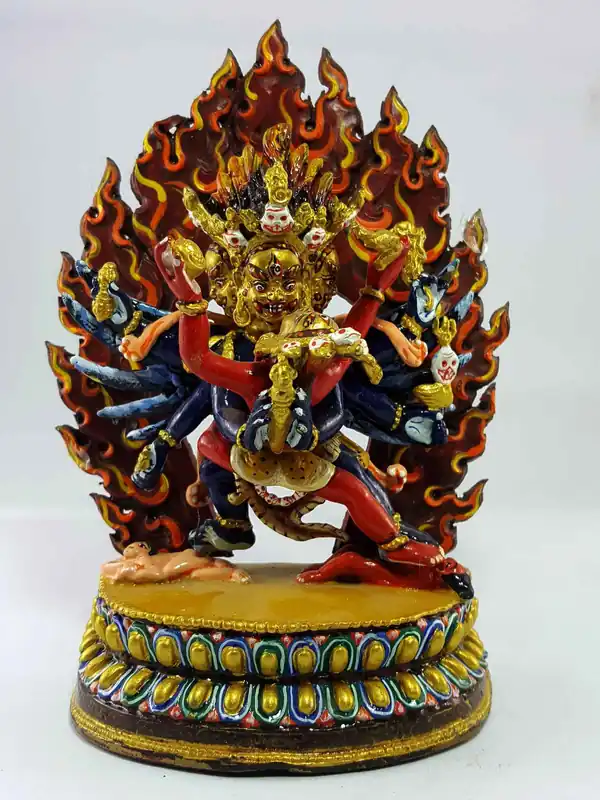 Statue Thangka de Vajrakillaya, finition colorée artisanale.