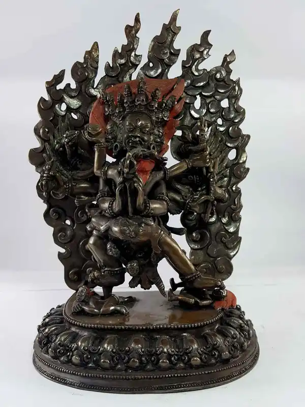 Statue de Vajrakīlaya en cuivre