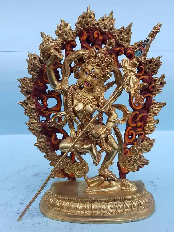 Statue artisanale de la Yogini Nairatma
