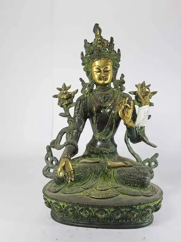 Statue de la déesse tibétaine White Tara
