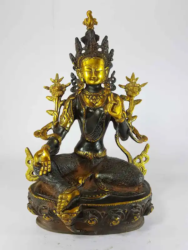Statue en sable de la Tara Verte tibétaine