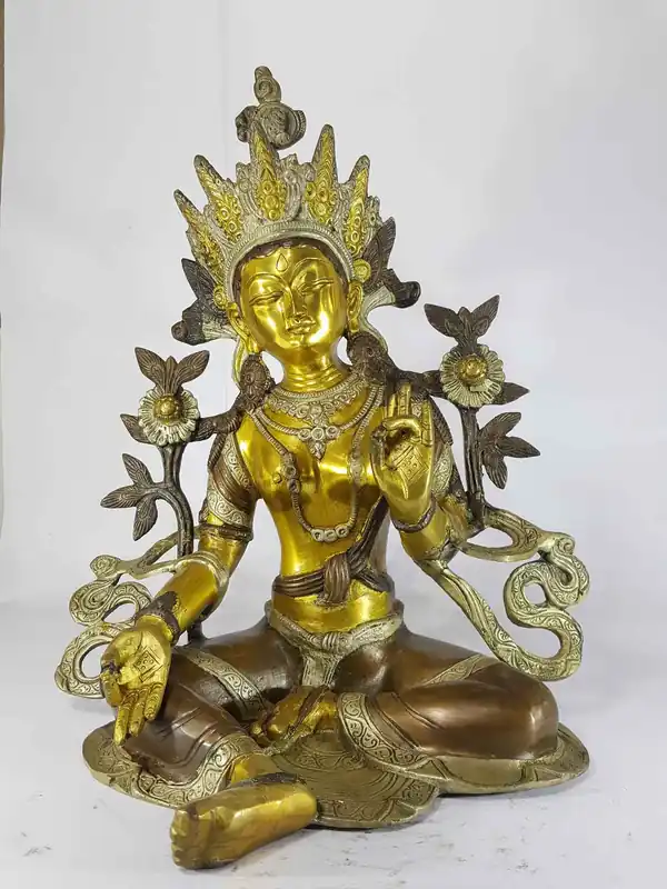 Statue de la Noble Tara Verte en fonte de sable