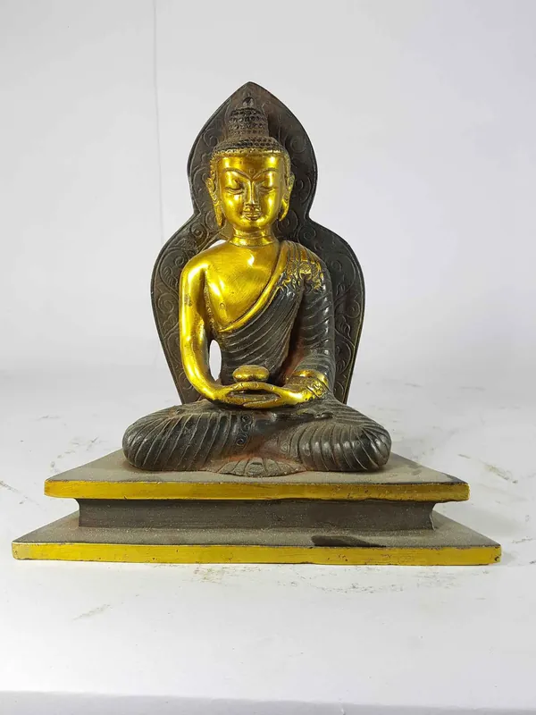 Statue d’Amitabha Bouddha