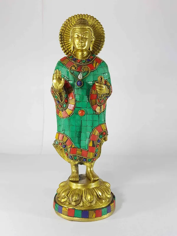 Statue du Bouddha Amoghasiddhi : Coulée de sable et mise en place des pierres.