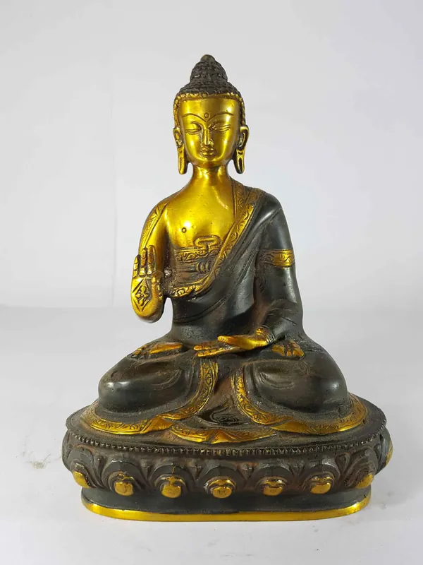 Statue de Bouddha Amoghasiddhi en fonte de sable