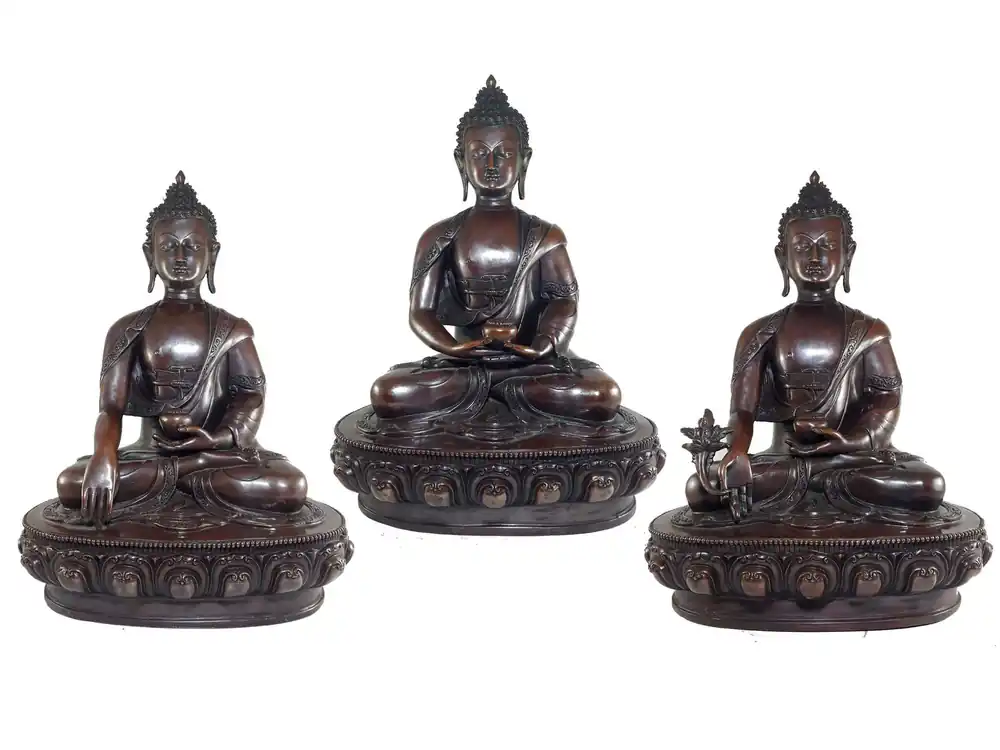 Ensemble de statues de Shakyamuni Bouddha, Bouddha Amitabha et Bouddha de la Médecine.