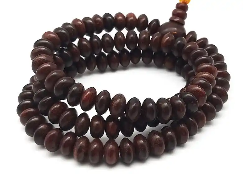 Mala en bois de santal de 108 perles