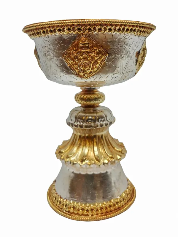 Lampe à beurre en cuivre pour rituels bouddhistes
