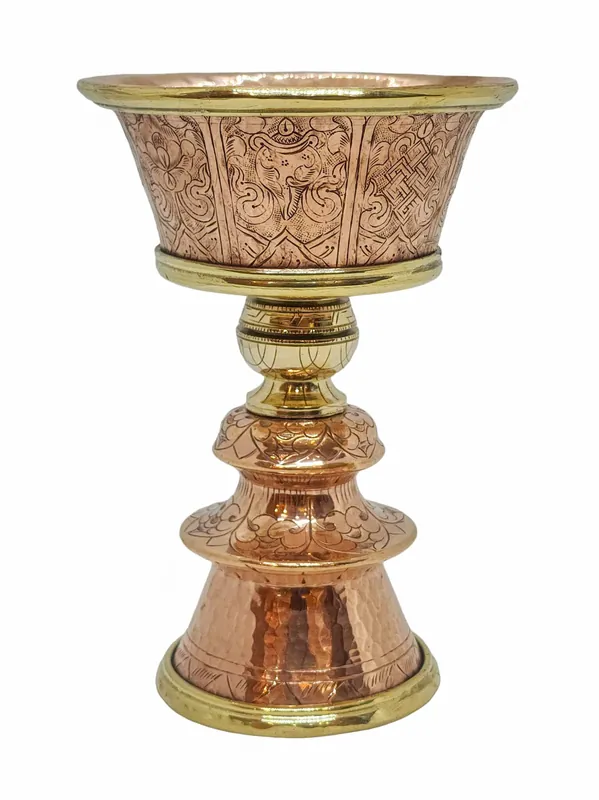 Lampe à beurre en cuivre pour rituels bouddhistes