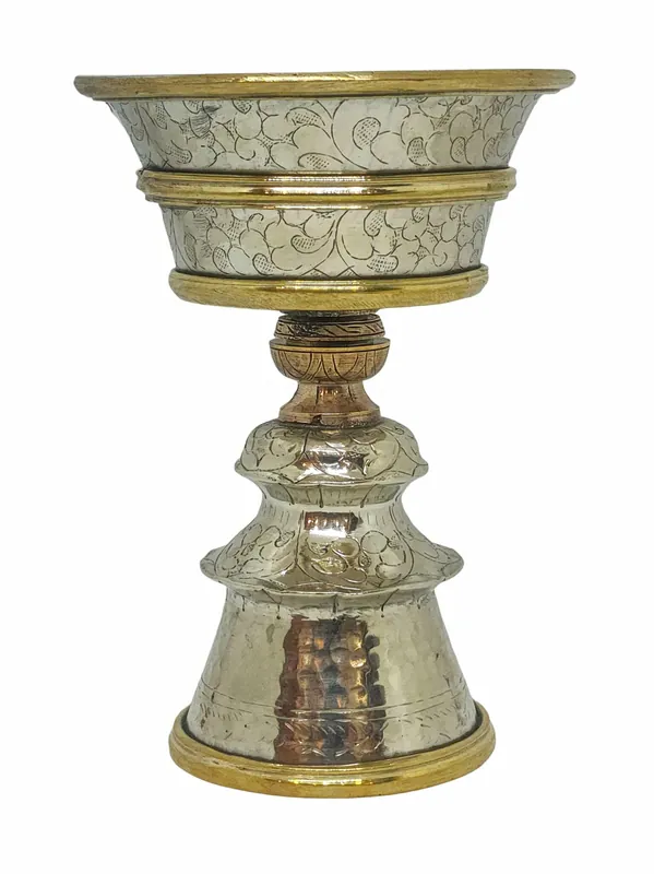 Lampe à beurre en cuivre pour rituels bouddhistes